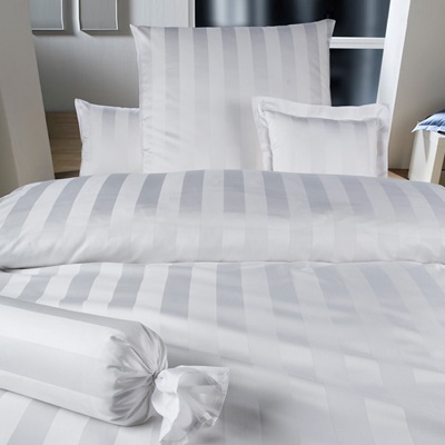 Mako-Brokat-Streifen-Satin-Bettwäsche Como Weiss