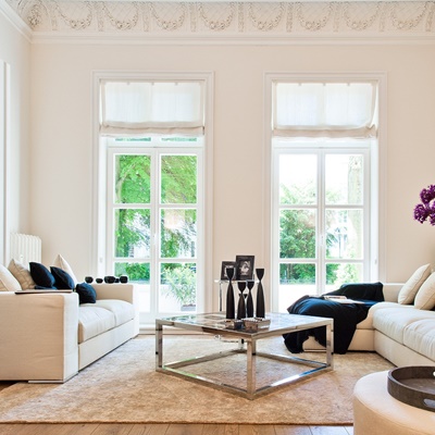 Couchtisch versteinertes Holz