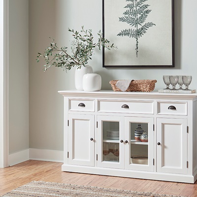 Landhaus Sideboard mit drei Schubladen, zwei Türen und zwei Glastüren